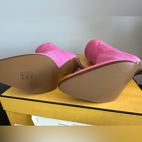 Fendi Tronchetto Pointed Toe Ankle Boots – [Pink/Mesh] – New With Tags - Picture 3 of 6